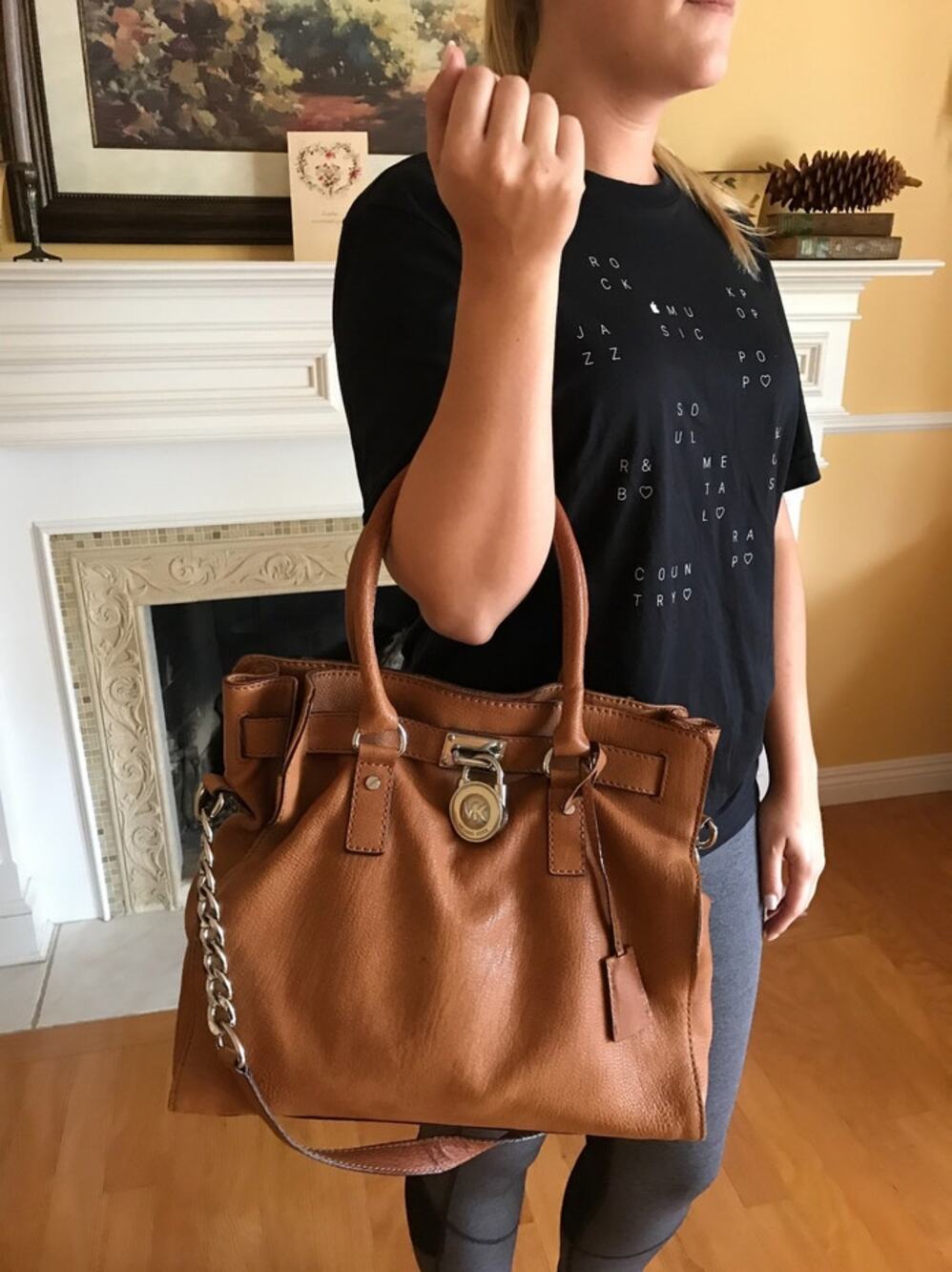 Michael Kors Authentic Tan Hamilto East West Bisque Pebbled Leather Satchel Bag